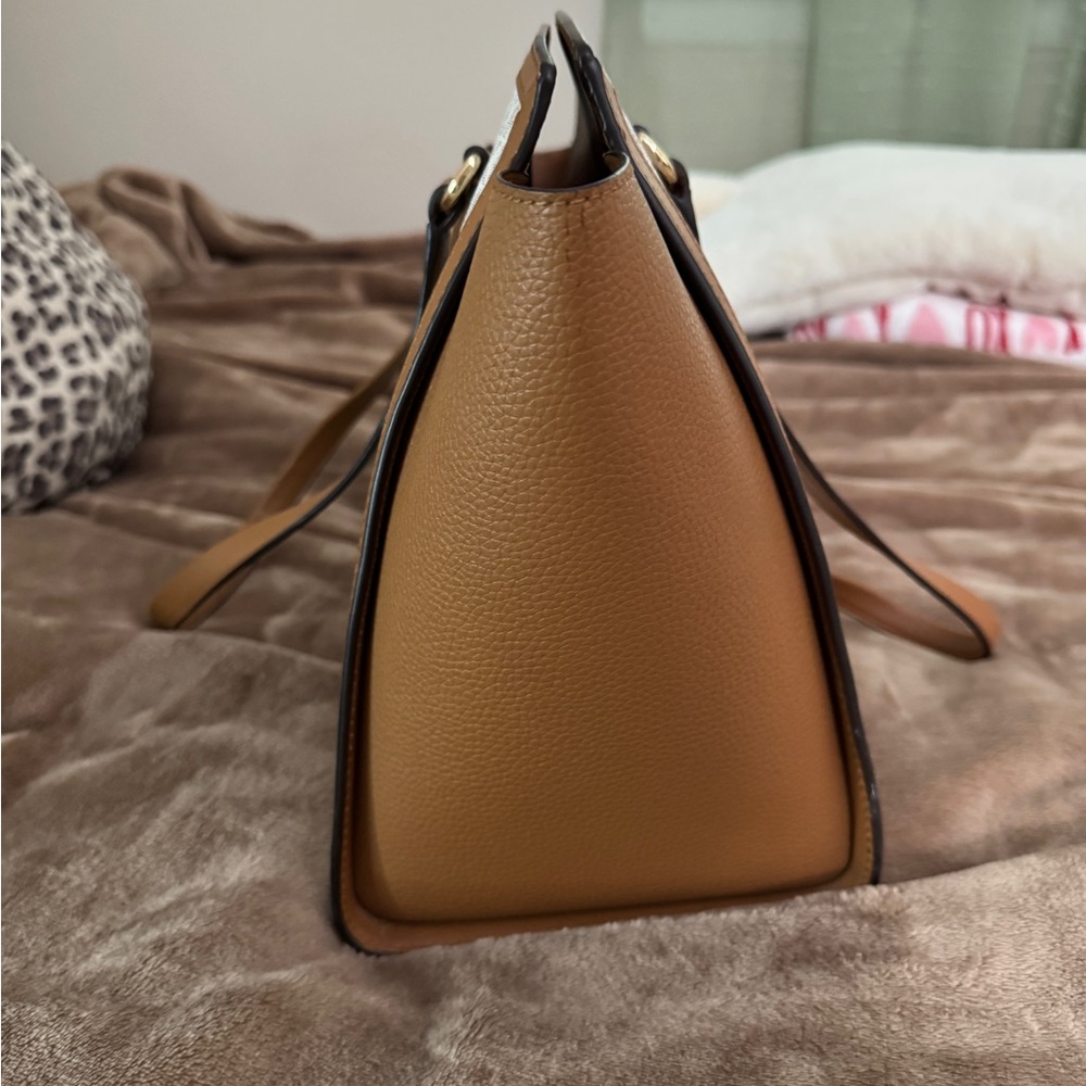 Michael Kors Brown and Cream Tote Bag - Picture 8 of 10